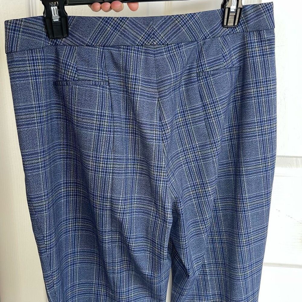 Elie Tahari Leena Plaid Cropped Pants (Blue Plaid) - Medium - Picture 9 of 12